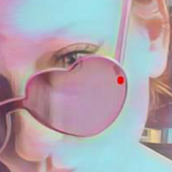 Meet your Posher, Stephanie - Picture 2 of 4